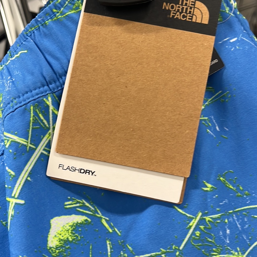 !!New Arrival!! North face men's shorts - Picture 3 of 6
